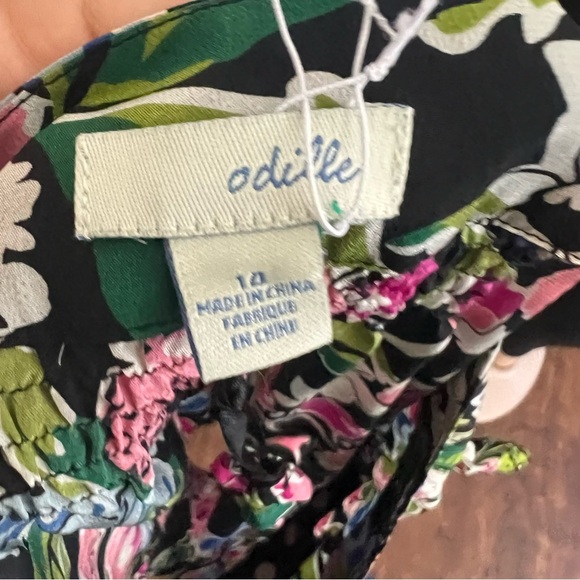 3/$30 🍂 Odille Anthropologie Floral Silk Cap Sleeve Wrap Shirt Multicolor - Picture 8 of 9